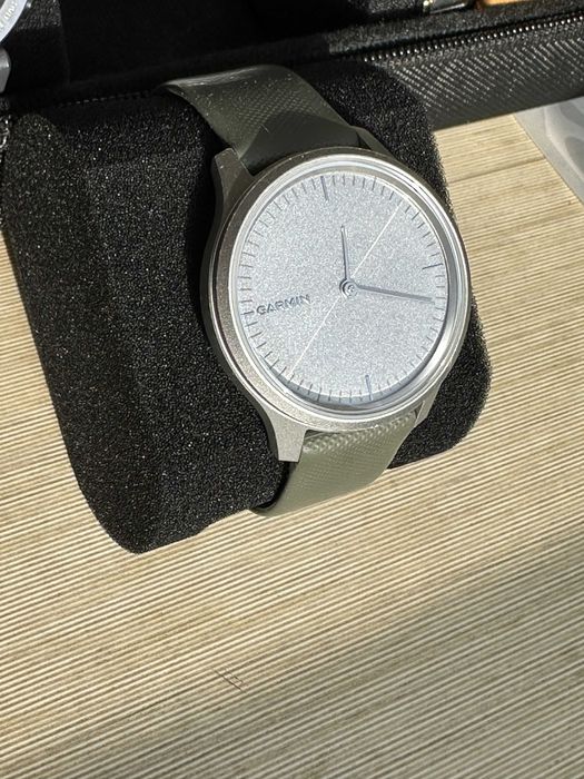 Garmin Vivomove Style
