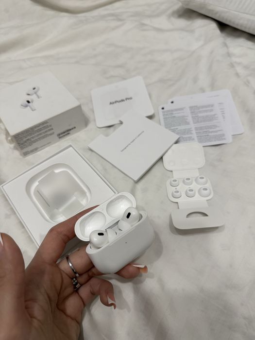 Продам Airpods pro 2