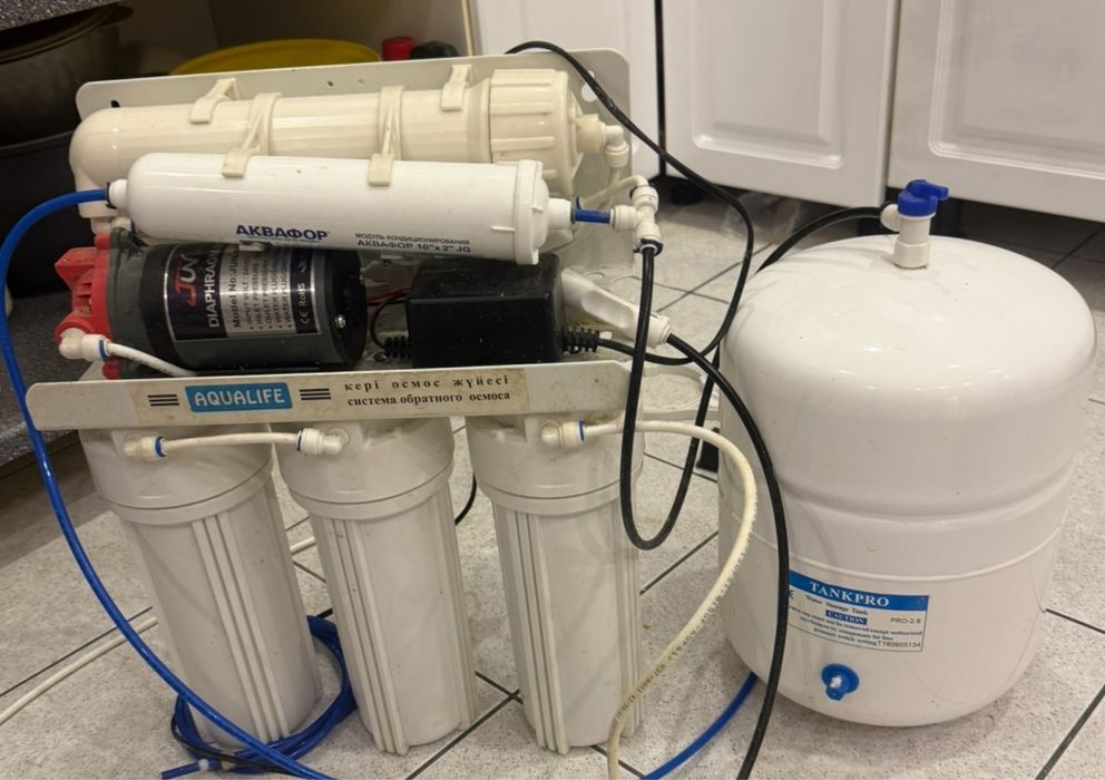 Продам фильтр для воды с насосом аквафор