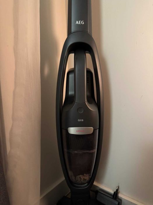 Прахосмукачка AEG QX8-2-ANIM