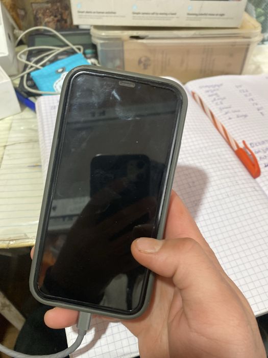 IPhone 11 емкост 70