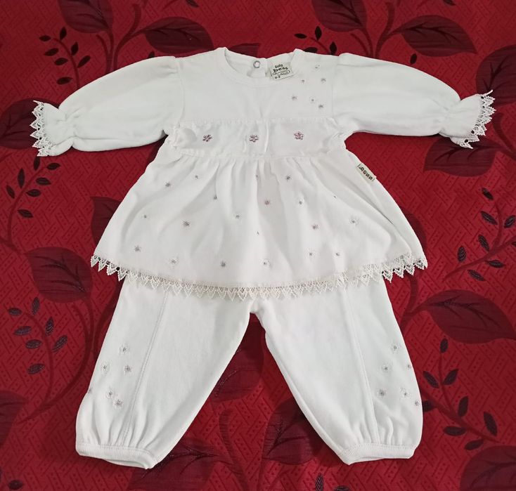 Новые платье и штанишки для девочек