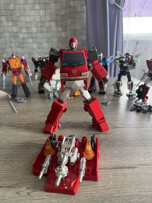 Transformers Masterpiece Takara Tomy
