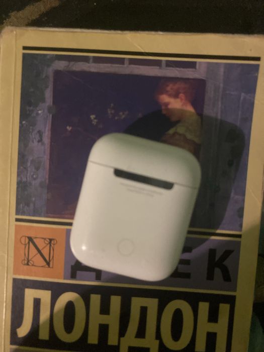 Airpods 2 поколения