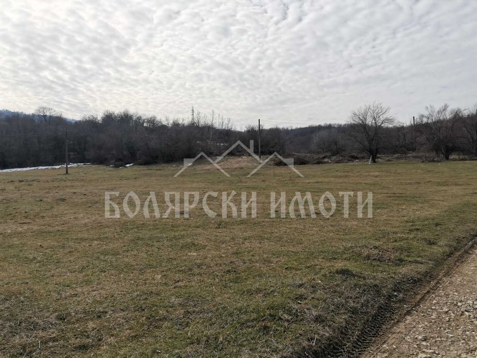 Продава се Парцел в с. Мийковци, Област Велико Търново - 3360 кв.м за 5 €/кв.м - Снимка #1