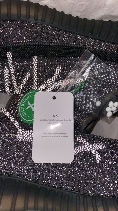 Yeezy 350 - Black Reflective, marimea 44, noi in cutie