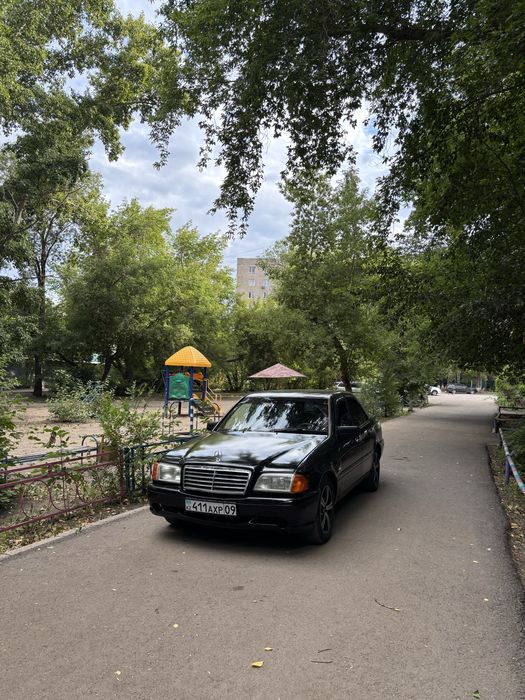 Мерседес с220 продается