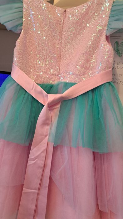 Rochie eleganta fete