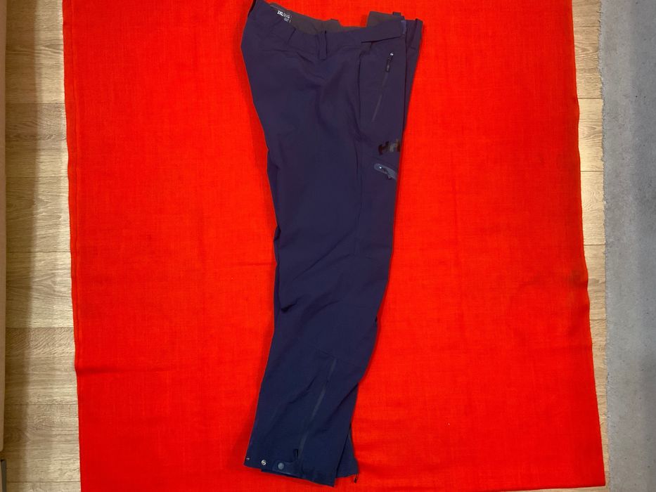 Helly Hansen-оригинален панталон 40-42 размер