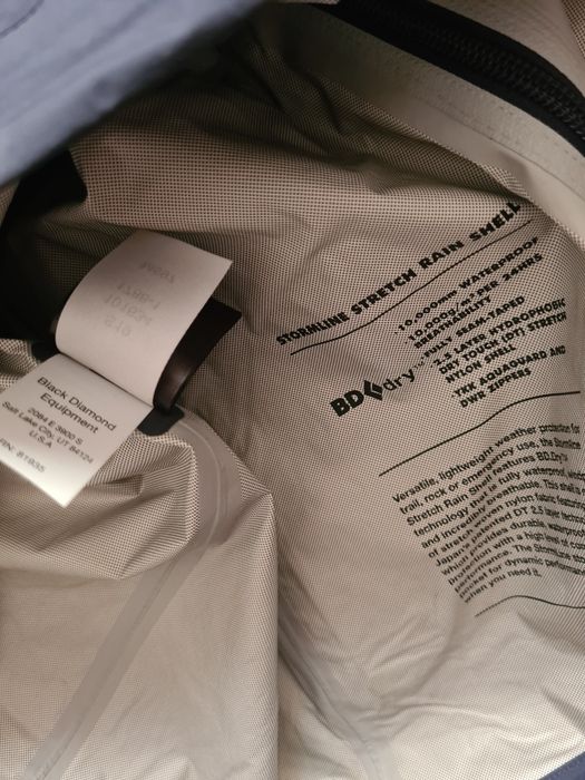 Geacă damă Black Diamond Stormline Rain Shell, mărimea S