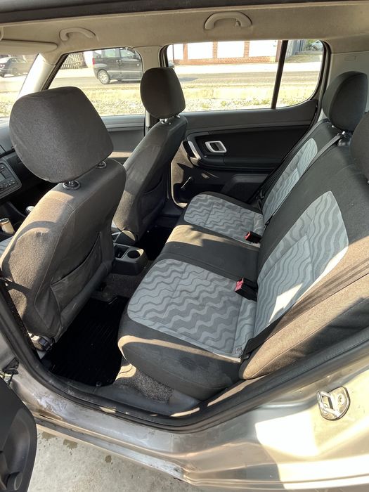 SKODA Fabia 0 — imagine 4