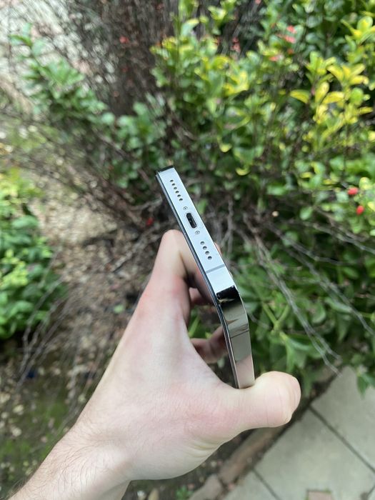 iphone 13 pro max 100% baterie