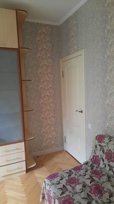 Комната 16 кв. м. Девушке
