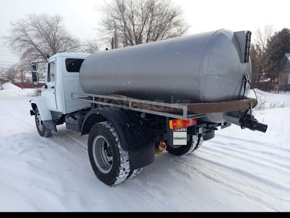 Услуги Ассенизатора от 2 до 8кубов