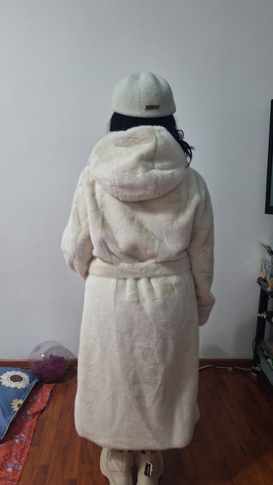 Продам новую шубы Альпак