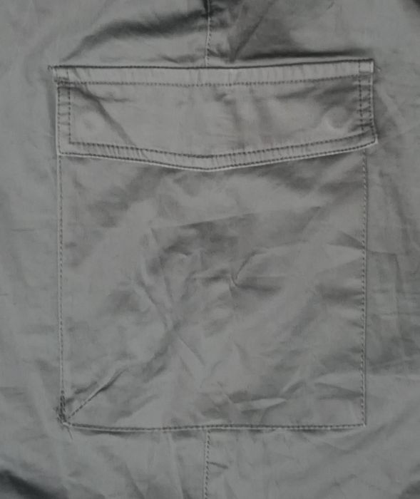 Armani Exchange Pants оригинален панталон 33, M Армани долно