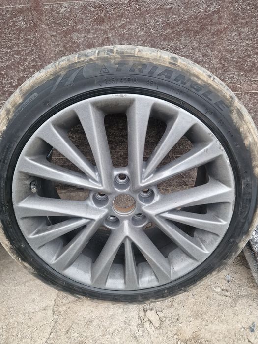 Диски вместе с шинами 18 размер
