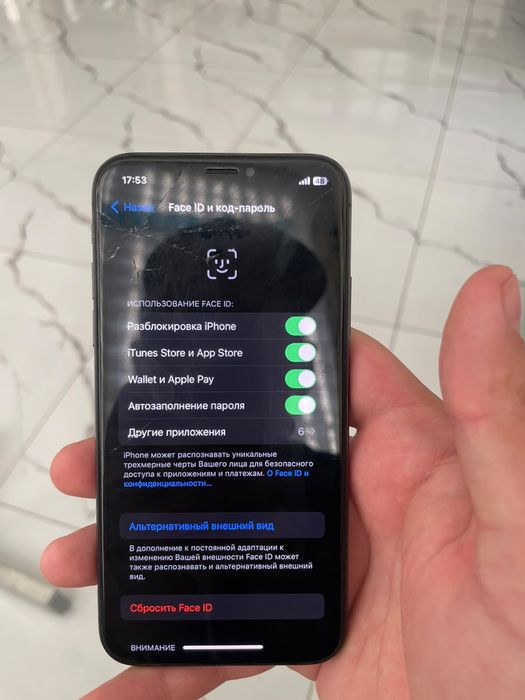 Iphone x Срочно 64гб с коробкой