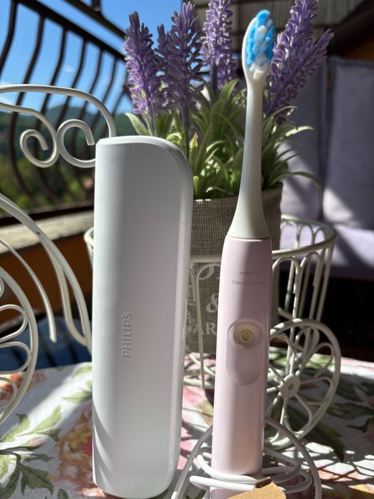 Електрическа четка за зъби - Philips Sonicare 3100 + 1 Глава подарък
