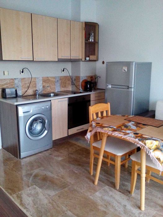 Продава се Едностаен апартамент в Несебър - 37 кв.м за 1000 €/кв.м - Снимка #2