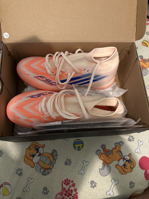 Ghete fotbal sintetic