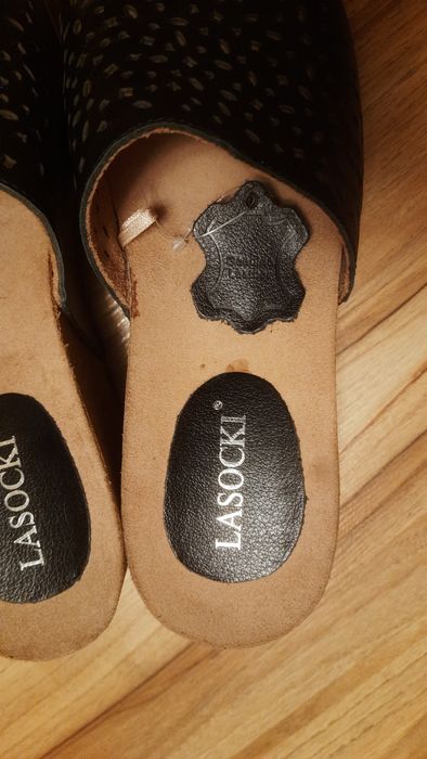 Продам новое Сабо "Lasocki"