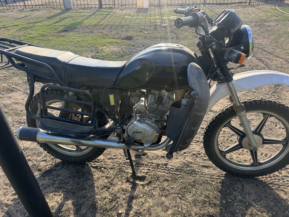Мотоцикл yaqi 200 куб