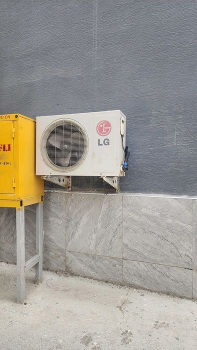 Витрина холодильник