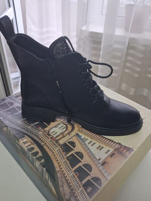 Продам осенние сапоги. 39 размер.
