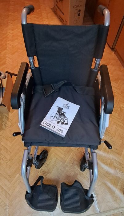 Инвалидное кресло