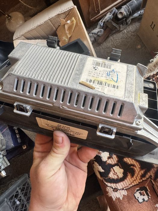 бмв Е70 мониторы