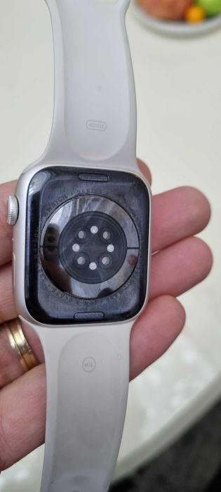 Смарт-часы Apple Watch Series 8 (45mm)
