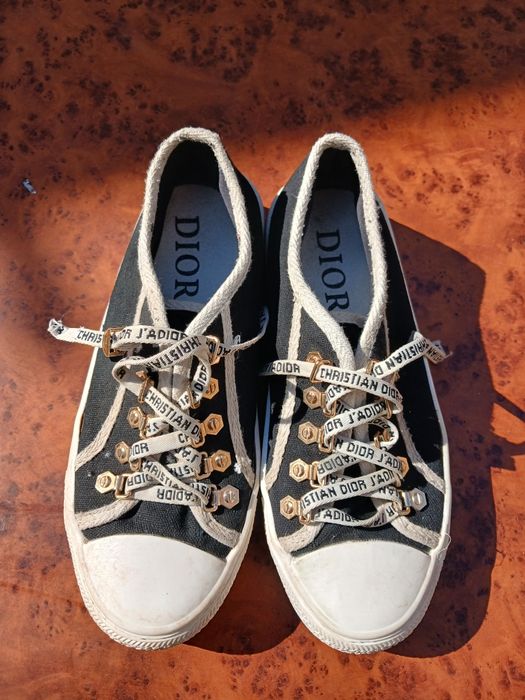 Krasofka Dior Razmer:37