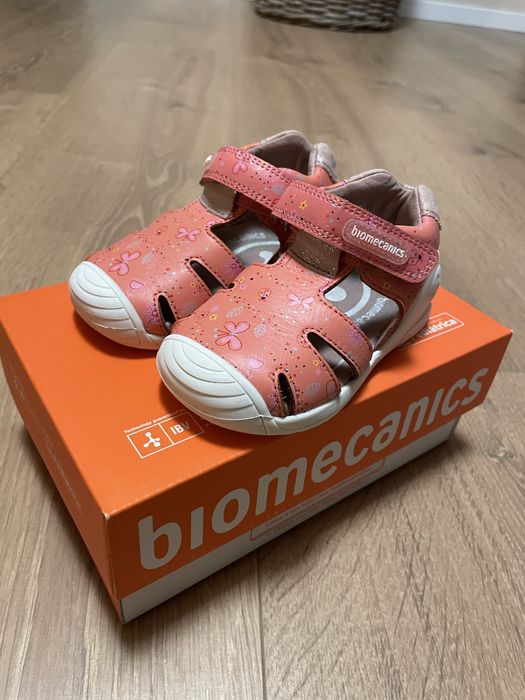 Sandale piele Biomecanics masura 22