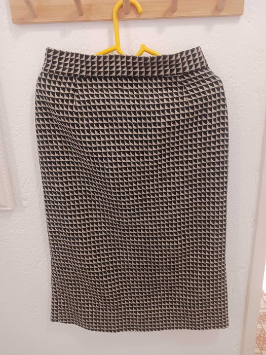 Дамски вълнени поли 4броя