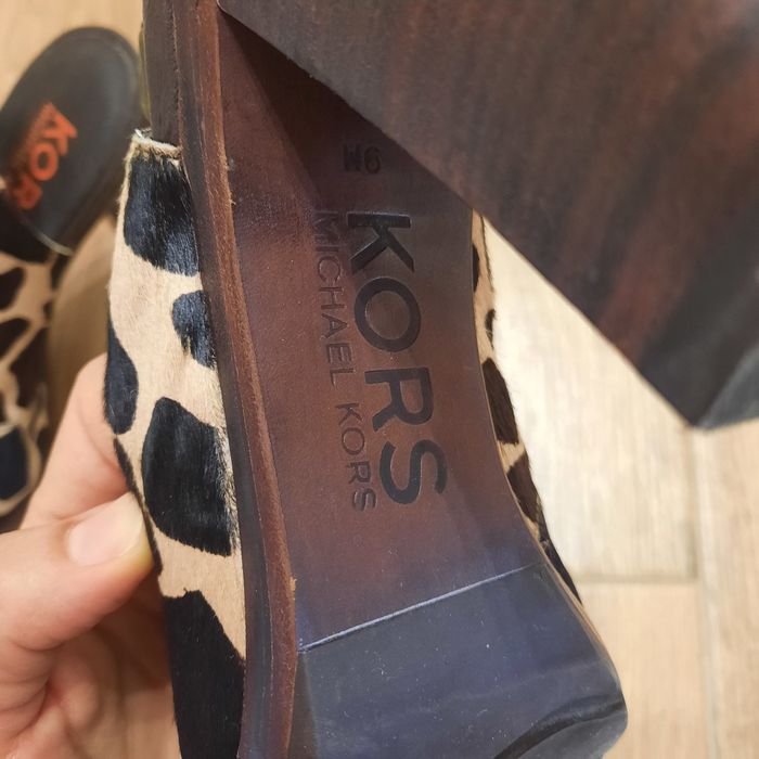Кожени леопардови сандали MICHAEL KORS 39ти номер/9М