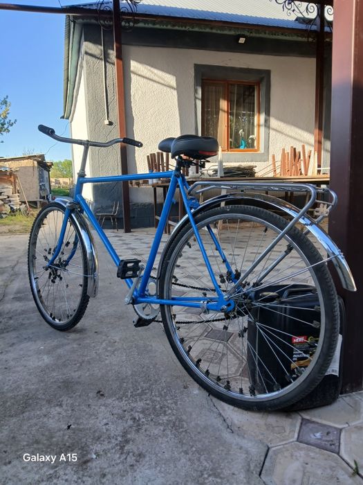 Велик сатылады.Продается велосипед.