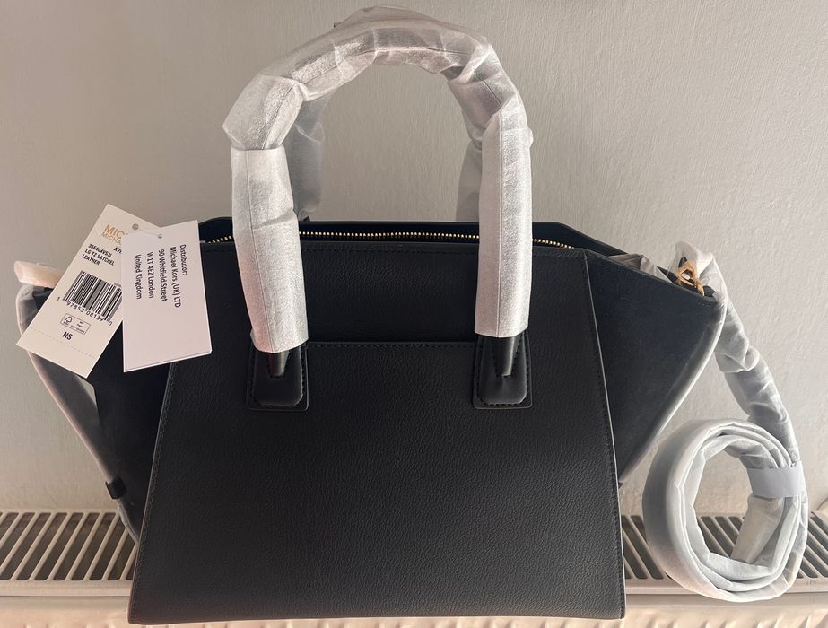 Michael Kors чанта естествена кожа