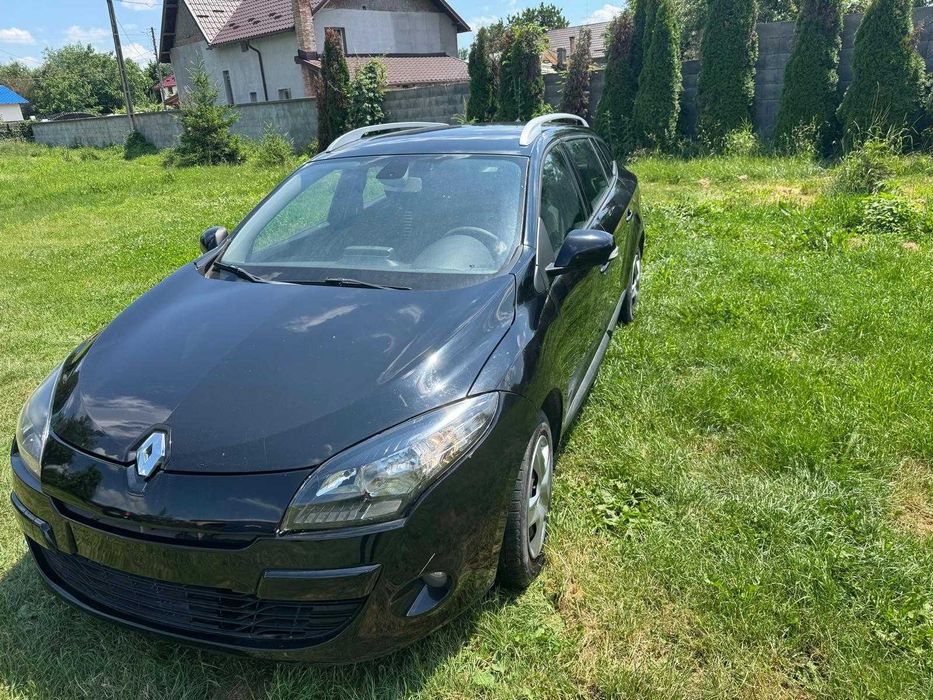 RENAULT Megane 2011 — imagine 2