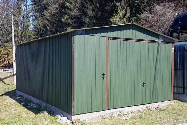 Vand garaje din panouri sandwich 6x7m