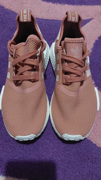Adidas NMD R1 номер 36 розови