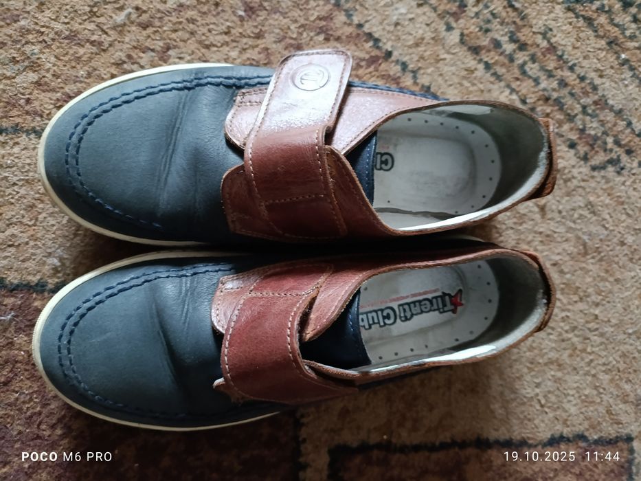 Продам туфли на мальчика,33 размер