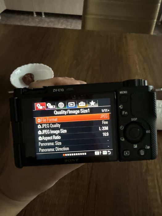 Sony zv e10 срочно продам