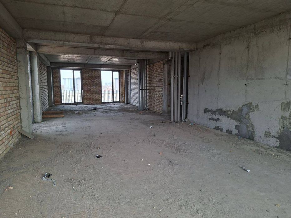 Продается 4х комнатная квартира,ЖК Амир Темур,м Шахристанская,130м2
