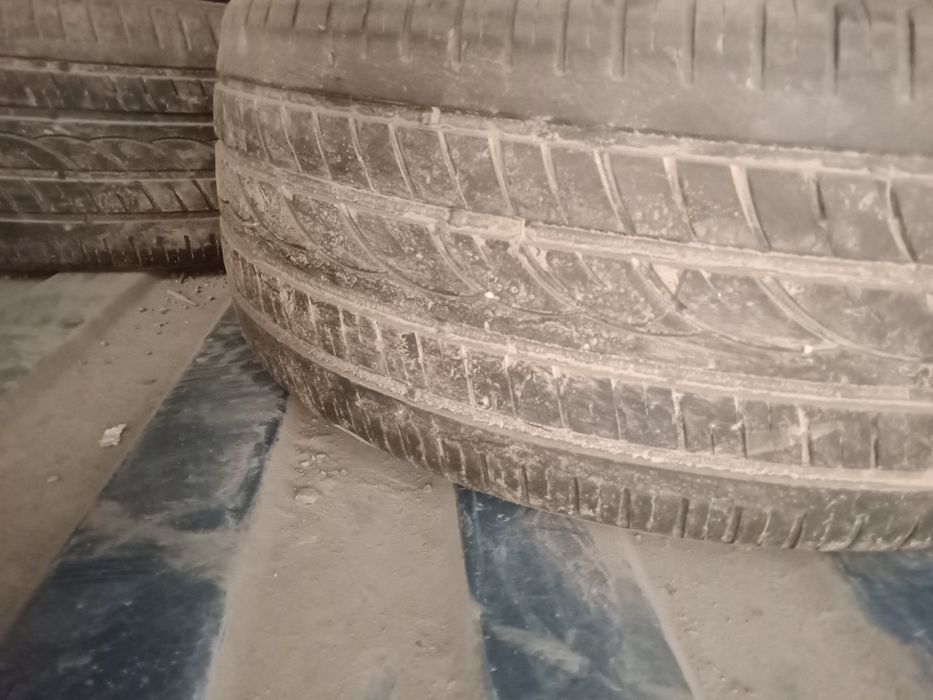 Продам резину б/у