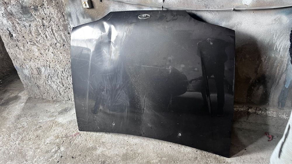 Капот Мокрый асфалт 14тыкы срочьно