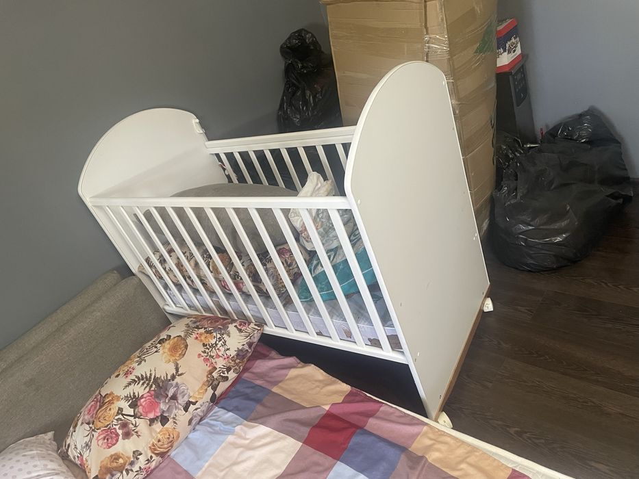 Манеж в идеальном состоянии