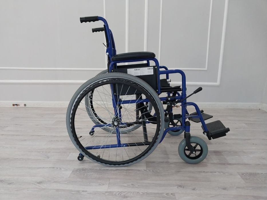 Инвалидная коляска, складная