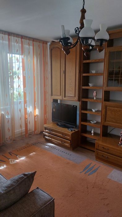 Închiriez  apartament cu 2 camere în Blaj  str Eroilor