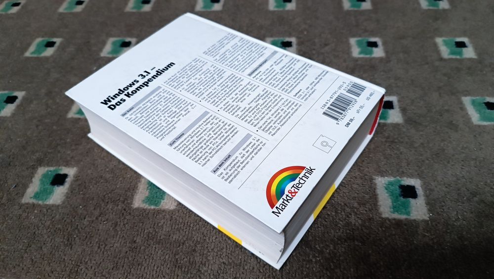 Луксозно ръководство за Windows 
3.1 на немски език